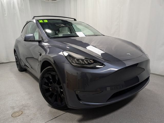 Used 2023 Tesla Model Y Long Range with VIN 7SAYGDEE5PF616172 for sale in Crystal Lake, IL