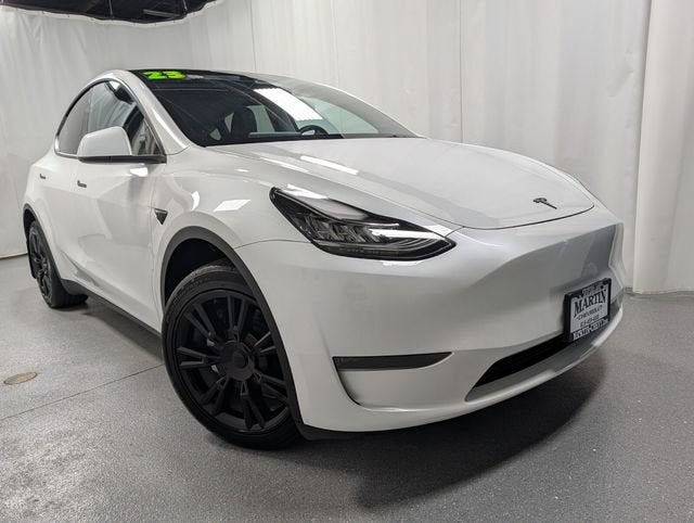 2023 Tesla Model Y Long Range