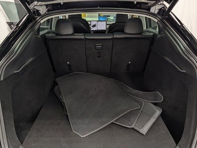 2024 Tesla Model Y Performance