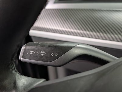 2024 Tesla Model Y Performance