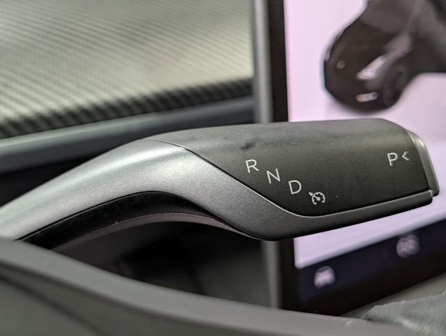 2024 Tesla Model Y Performance