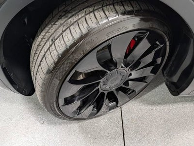 2024 Tesla Model Y Performance