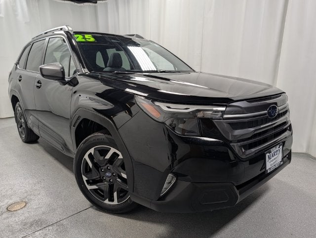 2025 Subaru Forester Premium Hybrid