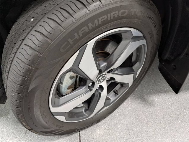 2024 Toyota RAV4 Prime SE