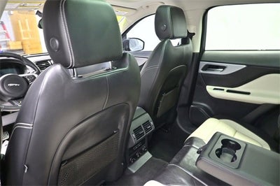 2017 Jaguar F-PACE 35t R-Sport