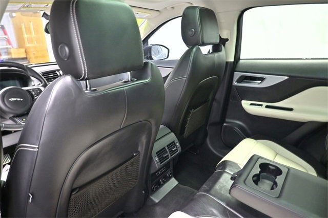 2017 Jaguar F-PACE 35t R-Sport