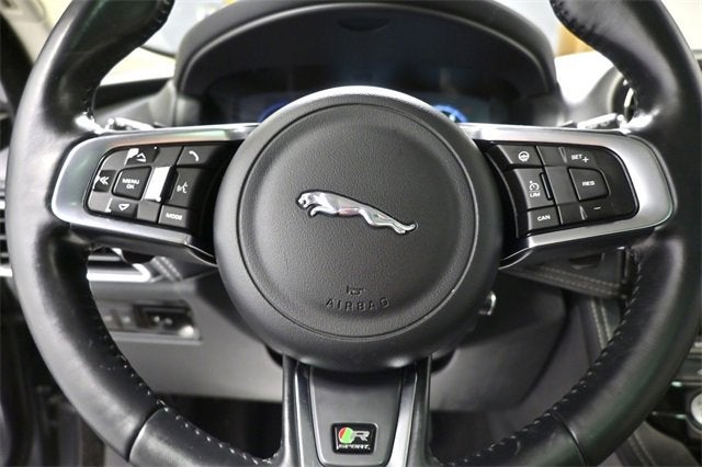 2017 Jaguar F-PACE 35t R-Sport