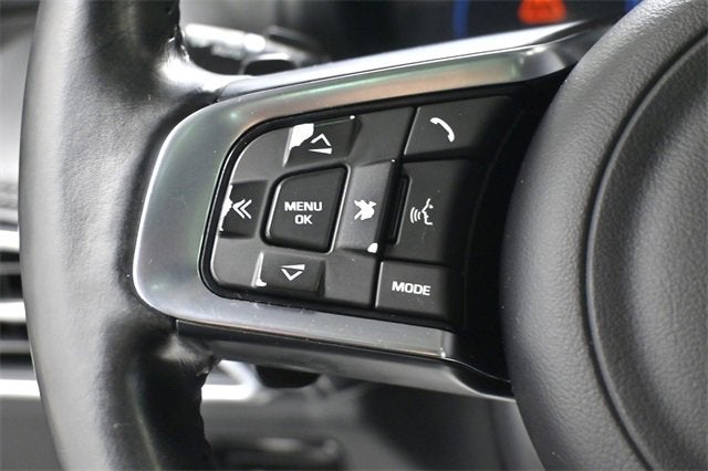 2017 Jaguar F-PACE 35t R-Sport