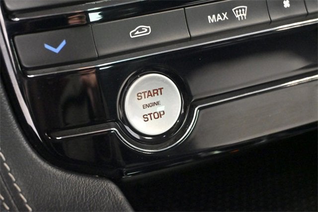 2017 Jaguar F-PACE 35t R-Sport