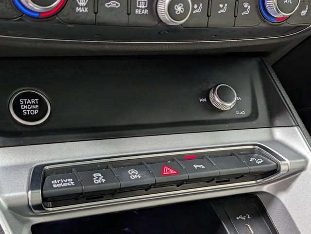 2022 Audi Q3 Premium Plus 45 TFSI S line quattro Tiptronic