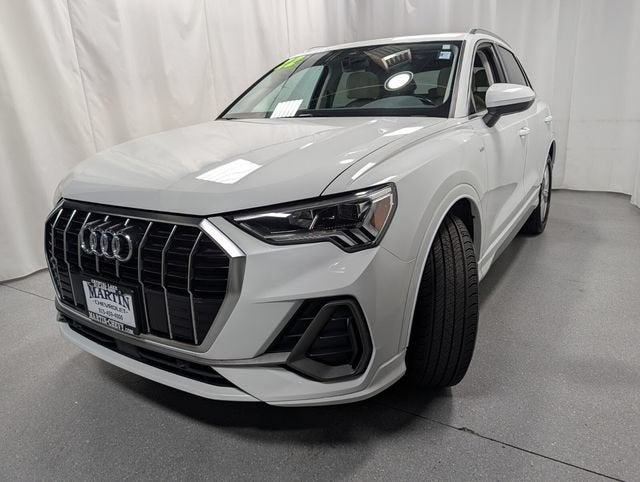 2022 Audi Q3 Premium Plus 45 TFSI S line quattro Tiptronic