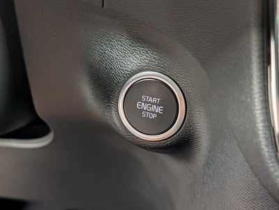 2024 Volvo XC40 B5 Ultimate Bright Theme